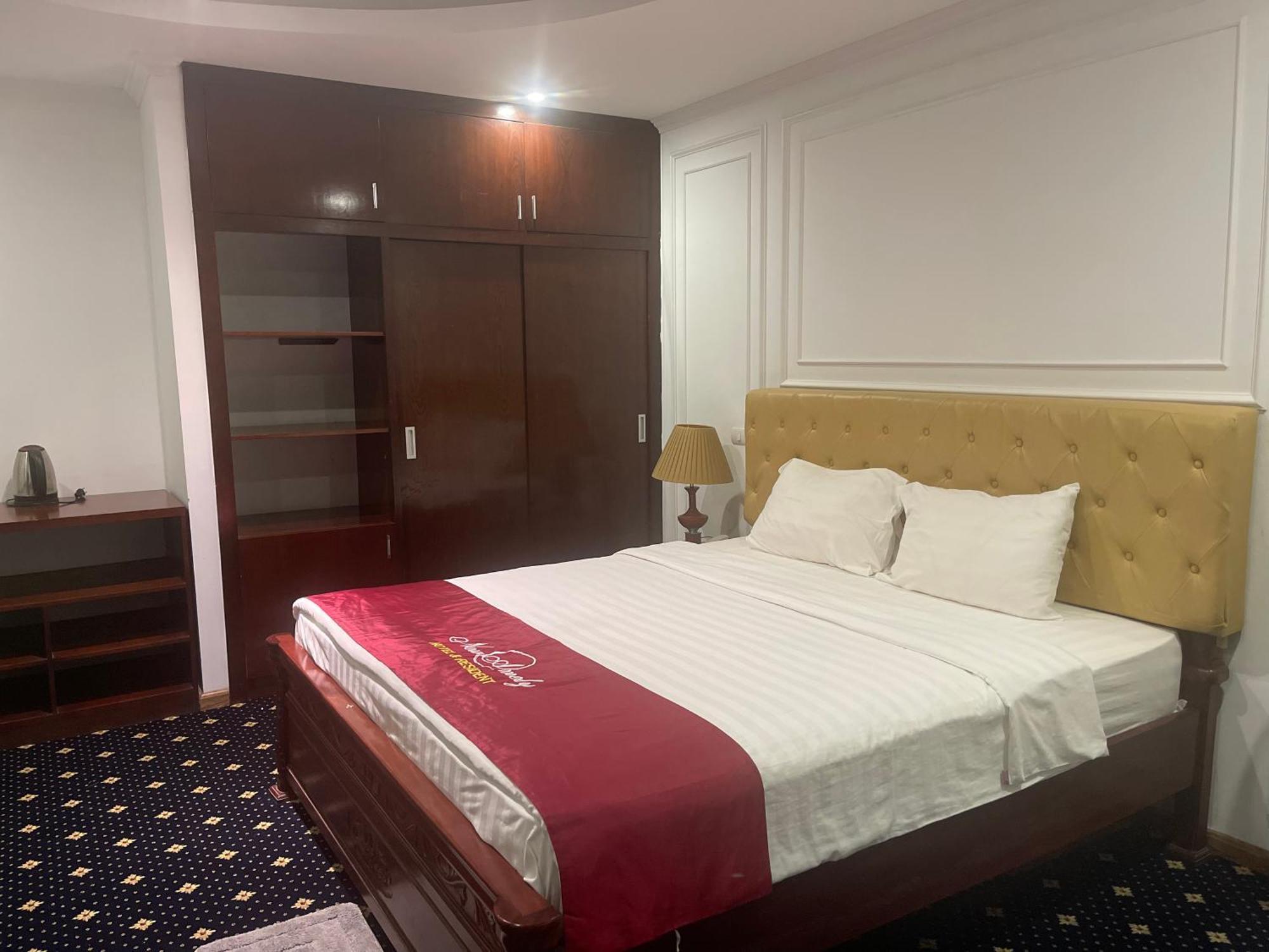 New Amely Hotel Ханой Экстерьер фото